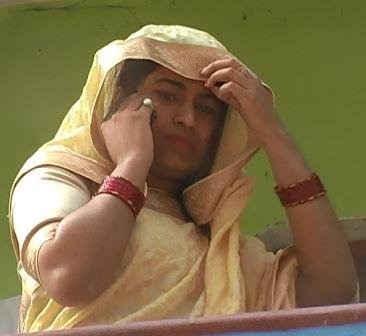 कहने को कोठी की मालकिन लेकिन ये कैसी मालकिन की घर में ही बंधक -MIRZAPUR