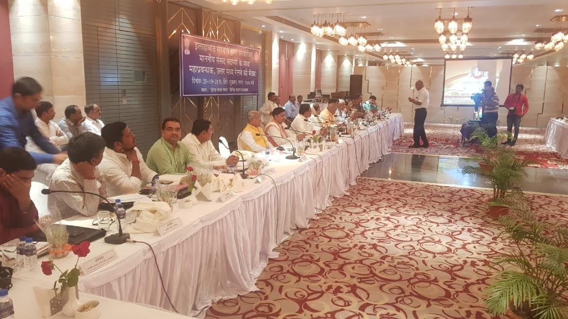 मिर्जापुर में पटना राजधानी एक्स, पूर्वा एक्सप्रेस, महाबोधि ट्रेनों का ठहराव की मांग-अनुप्रिया
