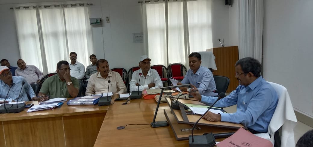 उप निदेशक समाज कल्याण का वेतन रोकने का निर्देश-MIRZAPUR