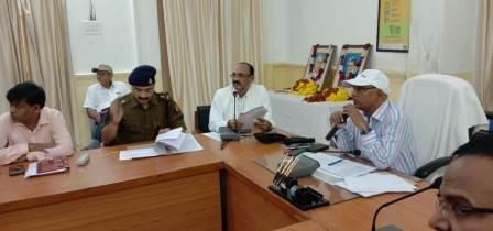 दो दिन में करें लम्बित शिकायतों का निस्तारण डिफाल्टर होने पर होगी कार्यवाही-MIRZAPUR