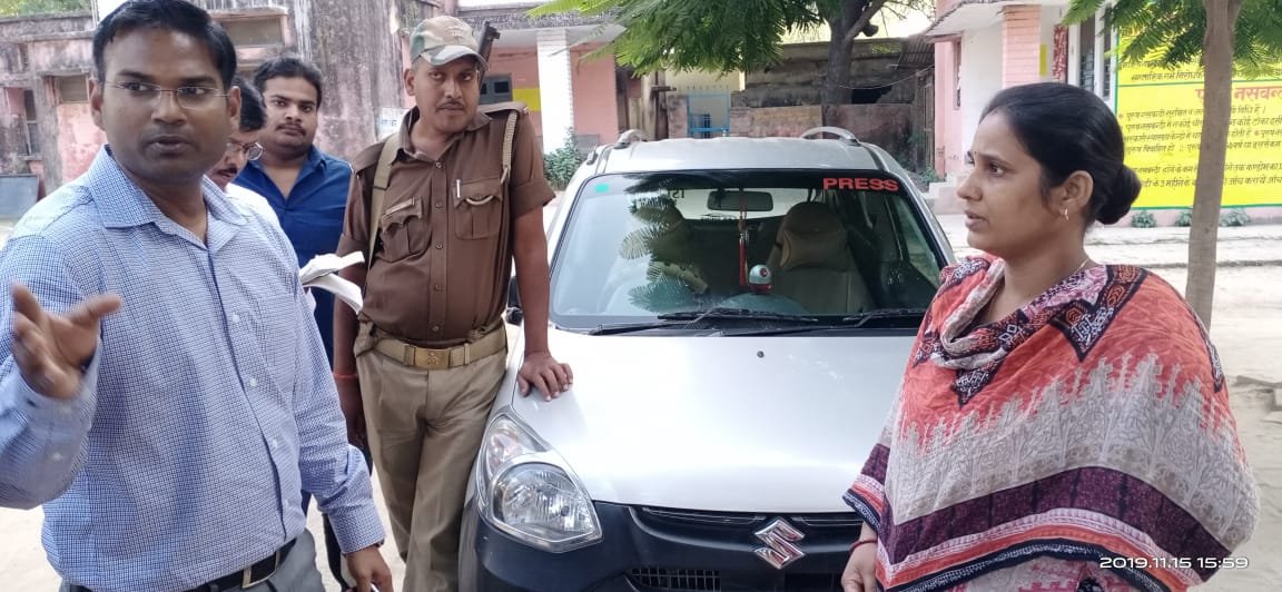साधन सहकारी समिति का जिलाधिकारी ने जाना सच