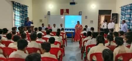 बच्चो को FSSAI तथा FI चिन्ह की दी गई जानकारी -MIRZAPUR
