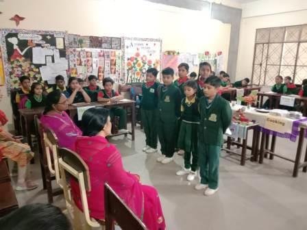 बच्चों ने अपने प्रोजेक्ट का किया समापन -बजाज विद्यालय मिर्जापुर