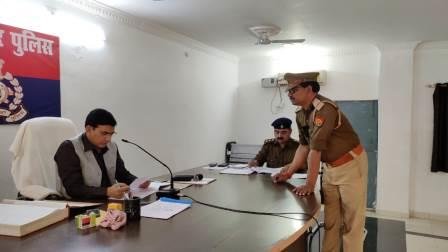 पुलिस अधीक्षक मीरजापुर द्वारा सदर सर्किल की समीक्षा की गई-MIRZAPUR