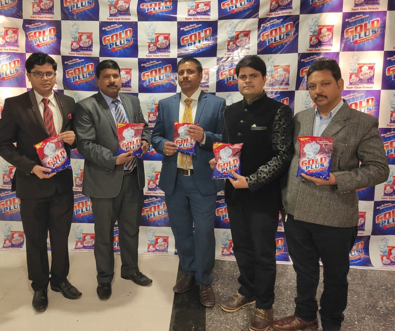 शिखर ऊर्जांचल प्रोडक्ट इंडिया प्राइवेट लिमिटेड ग्रुप का प्रोडक्ट लांचिंग संपन्न-MIRZAPUR