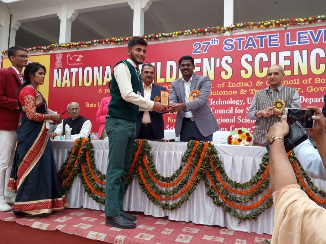 छात्र ने ऐसा यंत्र बनाया है जो हाइवे पर दुर्घटनाओं को रोकने में मदद करेगा-MIRZAPUR