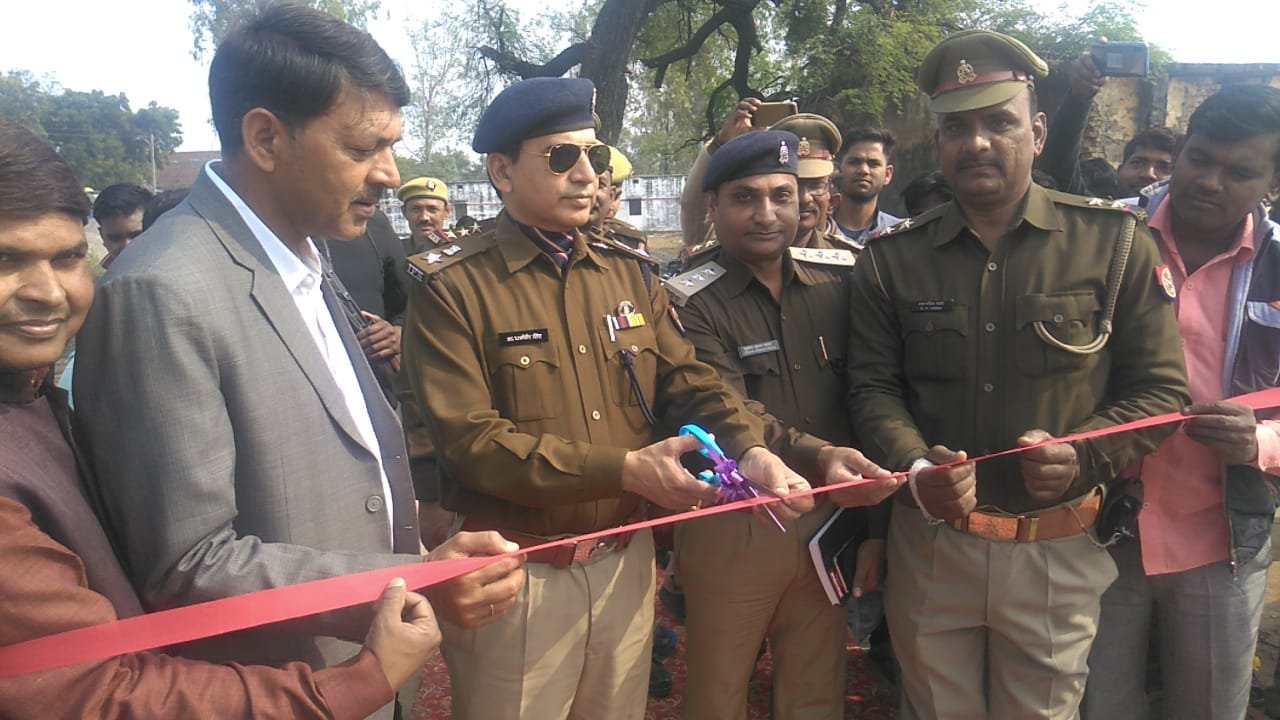 पुलिस अधीक्षक मिर्जापुर ने नए पुलिस चौकी का किया उद्घाटन