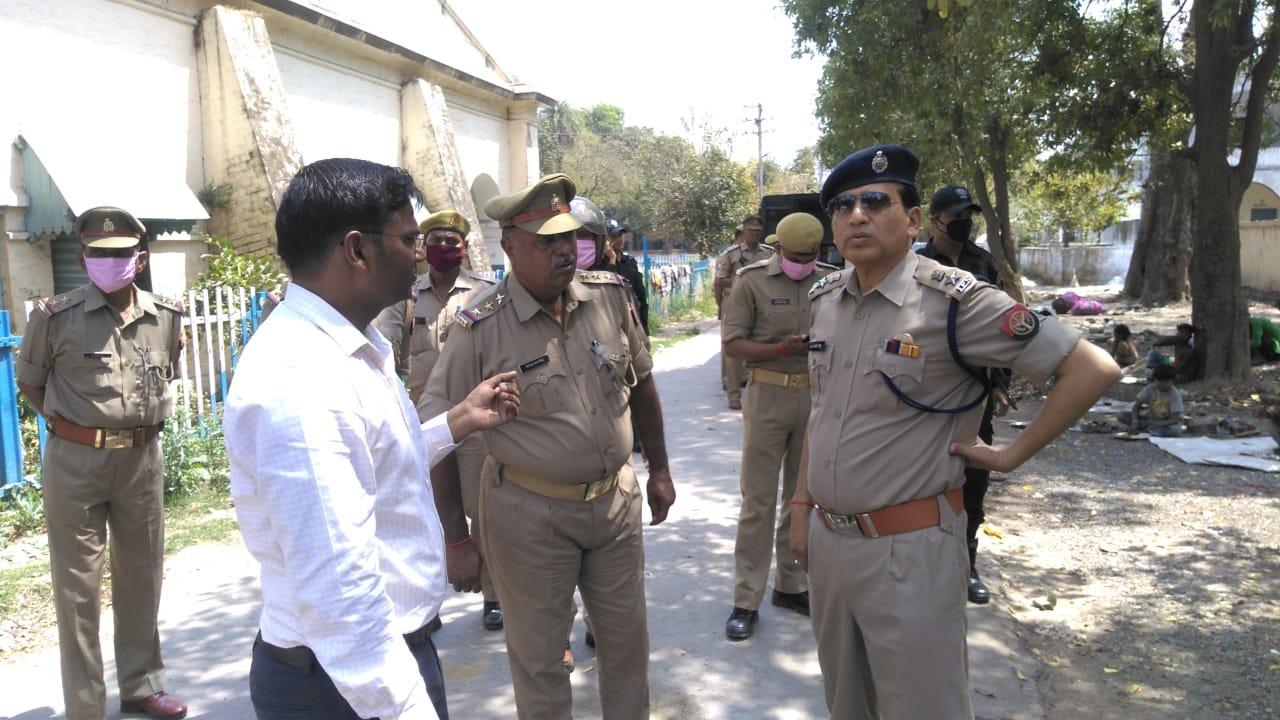 लाक डॉन का उल्लंघन करने वालों के खिलाफ ताबड़तोड़ कार्रवाई, मिर्जापुर