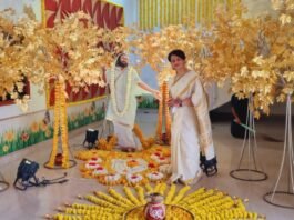 धूमधाम से मनाया गया गुरुदेव श्रीश्रीरवि शंकर का जन्मोत्सव