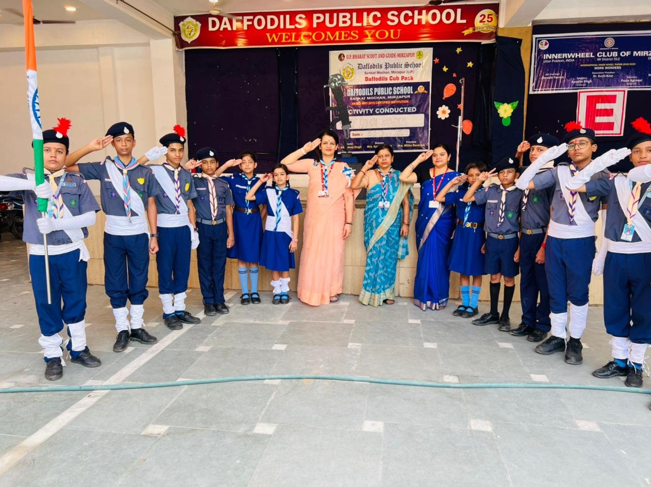 डैफोडिल पब्लिक स्कूल द्वारा कारगिल दिवस में शहीद भारतीय सैनिकों को श्रद्धांजलि अर्पित
