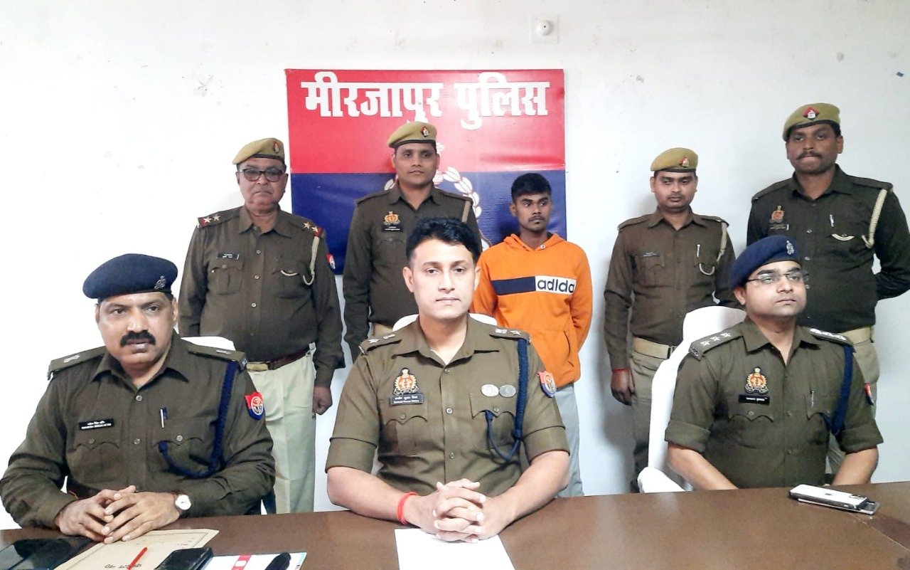 अवैध गर्भ को गिराने से मना करने पर युवती का प्रेमी ने कर दी हत्या ,मिर्जापुर