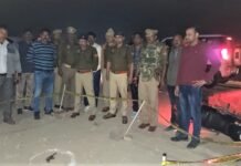 बिहार निवासी 25000 के इनामी बदमाश को मिर्जापुर  शहर कोतवाली की पुलिस ने मारी गोली