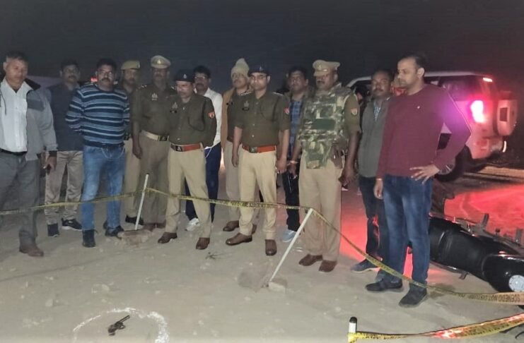 बिहार निवासी 25000 के इनामी बदमाश को मिर्जापुर शहर कोतवाली की पुलिस ने मारी गोली