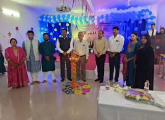 एपेक्स ट्रस्ट नर्सिंग एवं पैरामेडिकल नवागंतुक छात्रों का स्वागत
