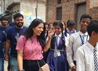 स्माइल फॉर ऑल के वजह से बच्चों का भविष्य हो रहा है उज्जव-शिवम ओझा