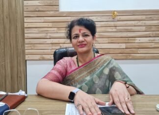 वीर सुभाष चन्द्र बोस स्काउट दल” के तत्वाधान में नि:शुल्क शरबत वितरण