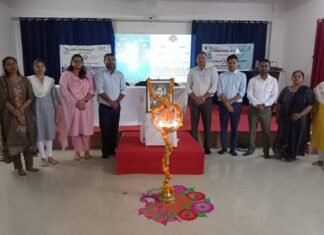एपेक्स ट्रस्ट नर्सिंग कॉलेज में मनाया गया नर्सेस डे