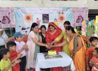 मांग लूं यह मन्नत की फिर यही जहान मिले फिर वही गोद फिर वही माँ मिले”, mothers de celebration