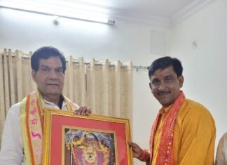 नपाध्यक्ष श्यामसुंदर केशरी ने नगर विकास मंत्री ए.के. शर्मा से की मुलाकात