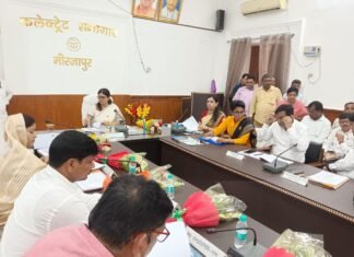 अनुप्रिया पटेल ने खान अधिकारी से पूछा कि विगत 3 वर्षों में कितनी धनराशि प्राप्त हुई है लेखा जोखा तत्काल करें प्रस्तुत