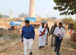 अपर जिलाधिकारी ने तहसील चुनार अन्तर्गत स्थापित ईट भट्ठों का किया औचक निरीक्षण*