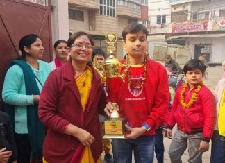 मिर्जापुर के अथर्व अग्रवाल ने संपूर्ण उत्तर प्रदेश में प्रथम स्थान पाकर जनपद का नाम किया रोशन