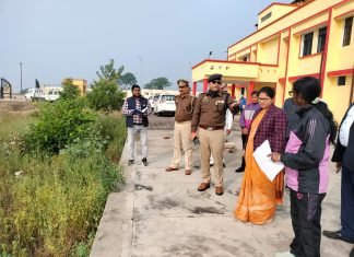 जिलाधिकारी ने स्पोर्ट्स स्टेडियम भिस्पुरी पहाड़ी का किया निरीक्षण