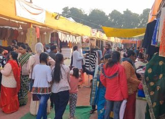 15 दिवसीय मण्डल स्तरीय खादी ग्रामोद्योगी प्रदर्शनी में लगभग दो करोड़ की रिकार्ड बिक्री,मिर्जापुर