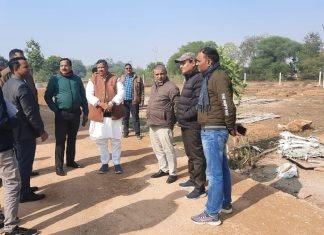 मीरजापुर में सहकारिता विभाग का 1500 मै०टन का गोदाम बनकर तैयार-डॉ जगदीश सिंह पटेल