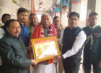 मेघालय के राज्यपाल ने किया मां विंध्यवासिनी देवी का दर्शन पूजन