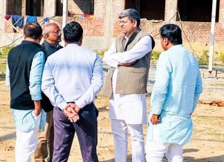 मिर्जापुर में नितिन गडकरी व आनंदीबेन पटेल के आगमन के दृष्टिगत भारी वाहनों का प्रवेश प्रतिबंधित,कई रूट किए गए डाइवर्ट