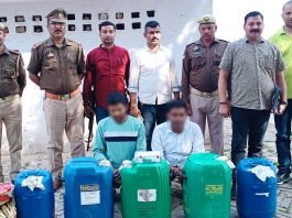 मिर्जापुर में नकली शराब बनाने की फैक्ट्री का भंडाफोड़ ,दो गिरफ्तार