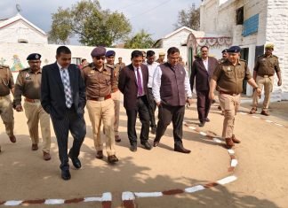 जनपद न्यायाधीश ने जिलाधिकारी व पुलिस अधीक्षक के साथ जिला कारागार का किया निरीक्षण
