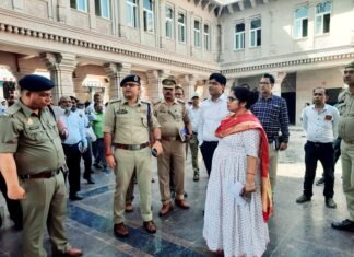 नवरात्र के दृष्टिगत बड़े आलाधिकारियों का विंध्याचल में दौरा