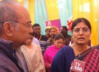 केंद्रीय मंत्री अनुप्रिया पटेल ने बरकछा कैंपस के पास सड़क हादसा पर शोक जताया