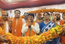 मंत्री कपिल देव अग्रवाल ने जनपद मिर्जापुर के युवाओं में भरा उत्साह,कहा अबकी बार 400 के पार होगा साकार