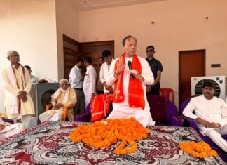 कप प्लेट पर वोट करने से राष्ट्र होगा मजबूत भारत होगा विकसित – अरुण सिंह