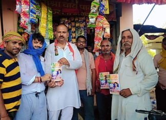 नगर विधानसभा के संयोजक नितिन विश्वकर्मा ने कप प्लेट के समर्थन में जन अभियान किया तेज, मिर्जापुर