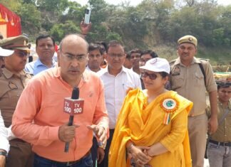 जिलाधिकारी ने लिखी पाती, मतदान के लिए अवश्य आना साथी