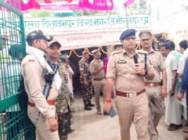 भीषण गर्मी के बीच मतदाताओं में भारी उत्साह एसपी और डीएम की अपील हुई कारगर ,मिर्जापुर