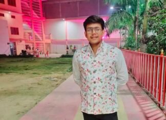 सड़क हादसे में हुई पालिका के कर्मचारी आयुष जायसवाल की मृत्यु,दो की हालत गंभीर