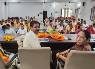 सभागार में आपातकाल “50 वां काला दिवस” के रूप में मनाया गया,मिर्जापुर