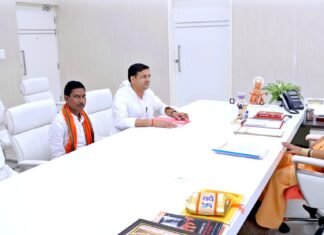 विंध्याचल- लखनऊ- अयोध्या के बीच सीधी रेल सेवा की मांग मुख्यमंत्री तक पहुंची – मिर्जापुर