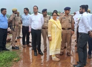 जिलाधिकारी व पुलिस अधीक्षक ने निर्माणाधीन विंध्य विश्वविद्यालय का किया निरीक्षण*