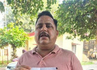 मिर्जापुर -रामबाग ताड़केश्वर मंदिर के पीछे कई भवन निर्माण के मामले की शिकायत डिप्टी सीएम तक