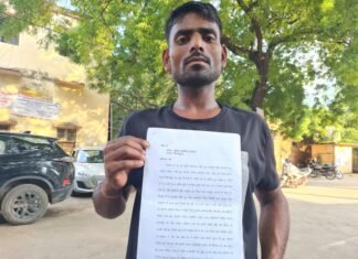 ट्रैक्टर से जमीन जोतने पर धमकी , मामला मिर्जापुर के देहात कोतवाली थाना क्षेत्र का