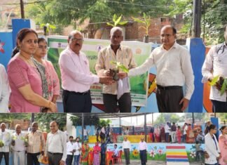 एपेक्स आयुर्वेद कॉलेज द्वारा आयुष मंत्रालय के निर्देशानुसार औषधीय पौधों का वितरण*