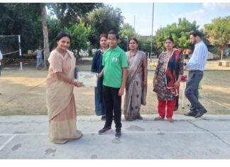 सेठ द्वारका प्रसाद बजाज एजुकेशन सेंटर ,मिर्जापुर