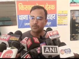 घूस लेते एसडीएम सदर मीरजापुर के पेशकार गिरफ्तार