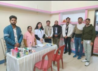 कस्टम शाम लोहिया तालाब में निःशुल्क चिकित्सा जांच शिविर में लोग हुए लाभान्वित